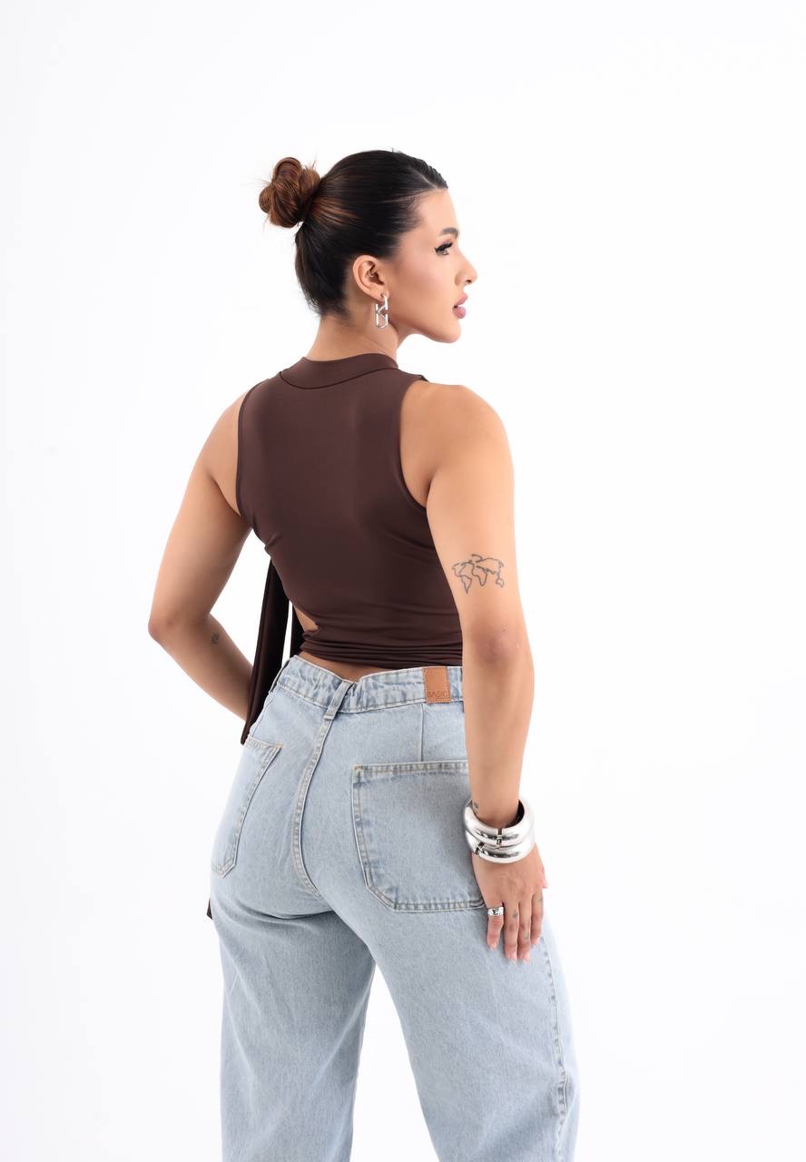 Cropped Iza imagem 3